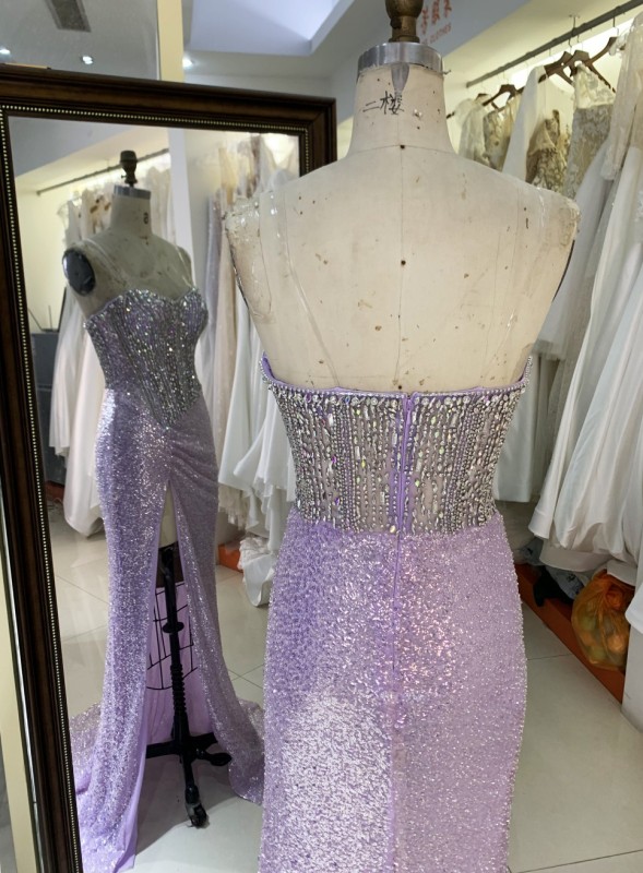2025 Wholesale lilac emerald champagne fuchsia heavy Beading sweetheart corset Women prom Evening Dresses With High Slit
