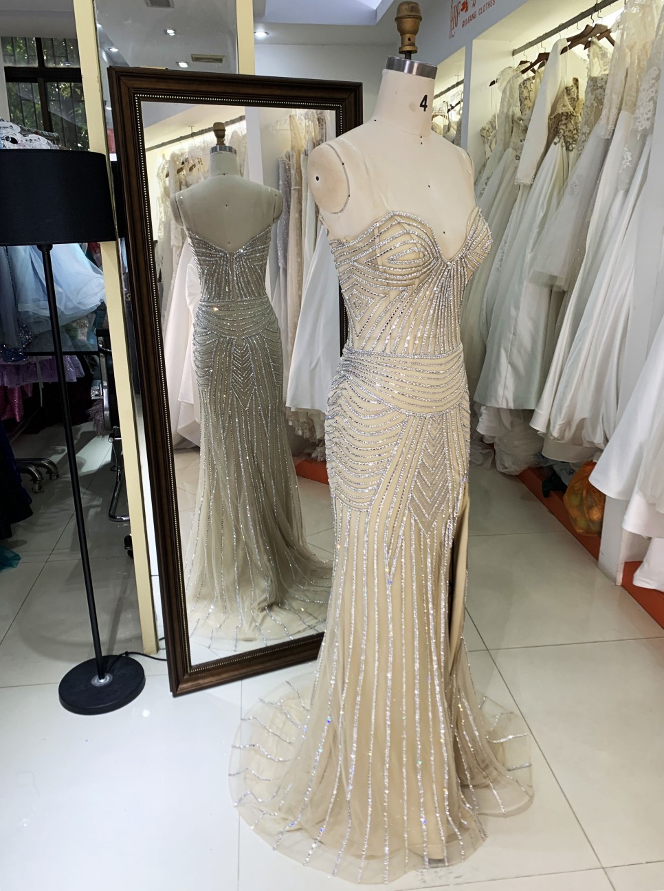 2025 New fashion chic design champagne crystal embellished gown corset strapless high slit evening dress prom mermaid dress