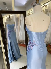 2025 Sleeveless Slit Gown evening dresses New satin prom floral dresses Embroidered Flower Prom Dresses For Women