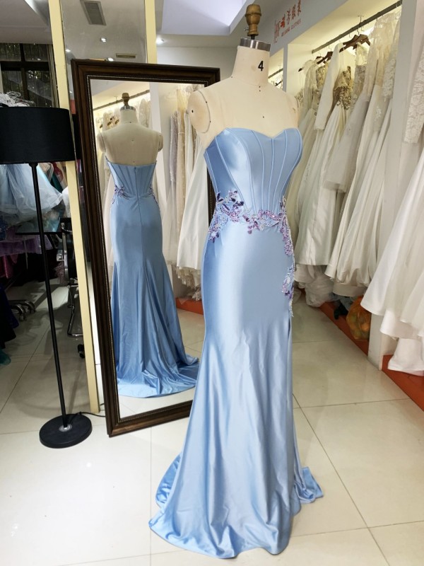 2025 Sleeveless Slit Gown evening dresses New satin prom floral dresses Embroidered Flower Prom Dresses For Women