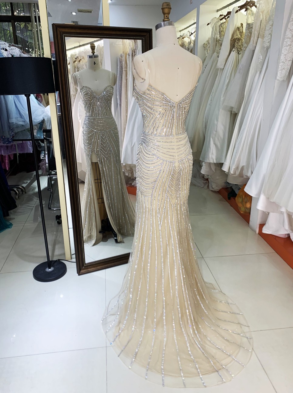 2025 New fashion chic design champagne crystal embellished gown corset strapless high slit evening dress prom mermaid dress