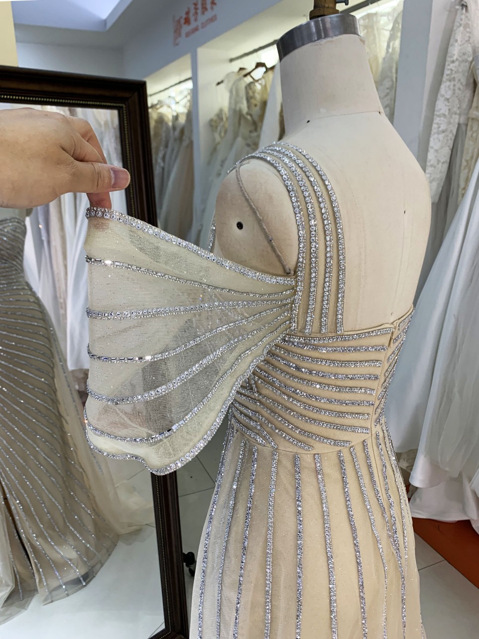 New America wholesale party breathable one shoulder beading chain long evening custom crystal embellished gown prom dress 2025