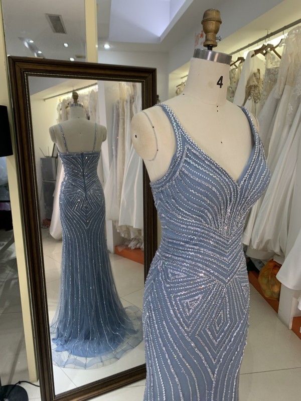 2025 New fashion design luxury smoky blue crystal embellished gown female shoulder straps corset mermaid prom dress