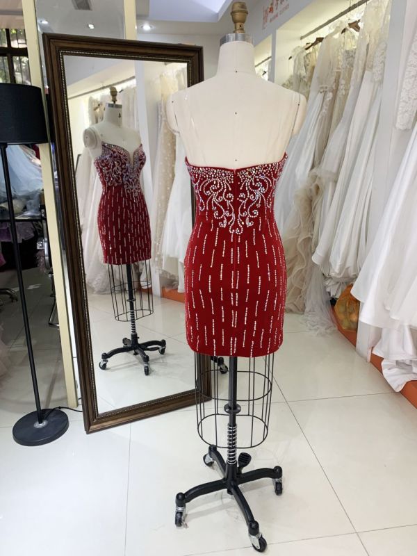 2025 New custom sexy red crystal hot fixed stone deep V-neck mini tight skirt women's sleeveless backless slim homecoming dress