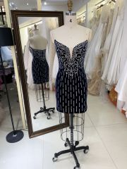 2025 New custom sexy red crystal hot fixed stone deep V-neck mini tight skirt women's sleeveless backless slim homecoming dress