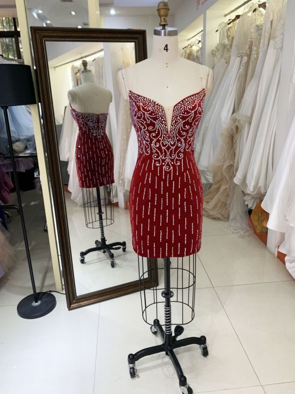2025 New custom sexy red crystal hot fixed stone deep V-neck mini tight skirt women's sleeveless backless slim homecoming dress