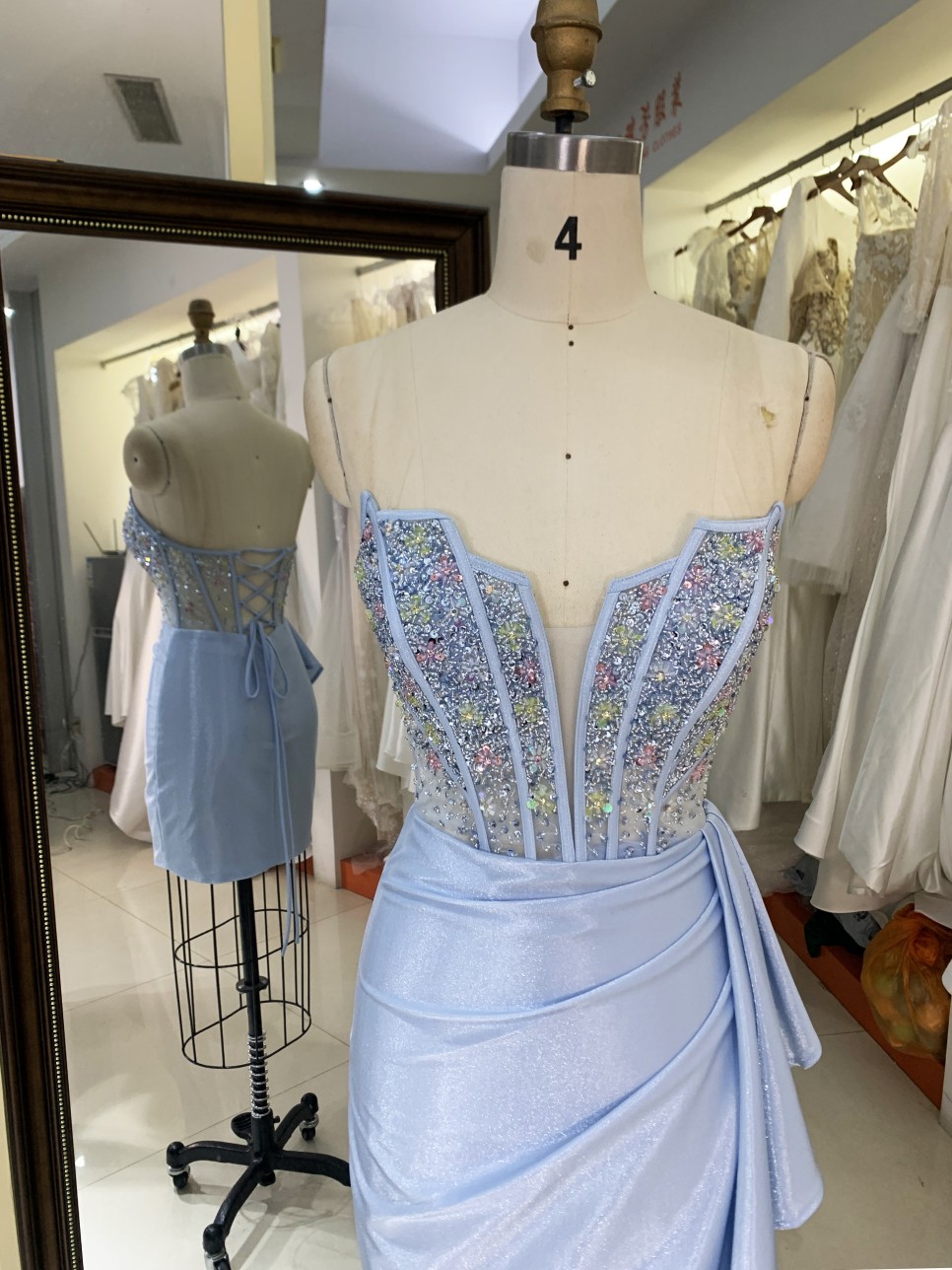 2025 New satin homecoming dress floral dresses for girls wholesale Beading Sequin Lace Back prom evening dresses