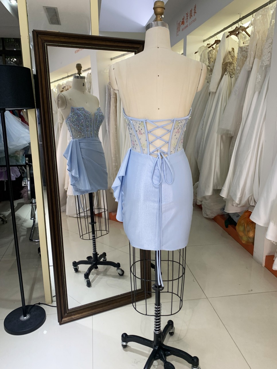 2025 New satin homecoming dress floral dresses for girls wholesale Beading Sequin Lace Back prom evening dresses