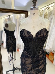 2025 New fashion design stunning short homecoming dress crystal embellished chain black cocktail dress strapless chic dress