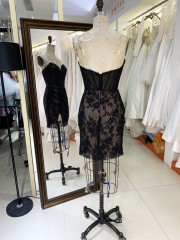 2025 New fashion design stunning short homecoming dress crystal embellished chain black cocktail dress strapless chic dress