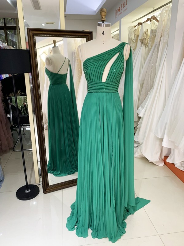 2025 Latest custom one shoulder sophisticated crystal chain design green A-line skirt elegant evening party dresses for women