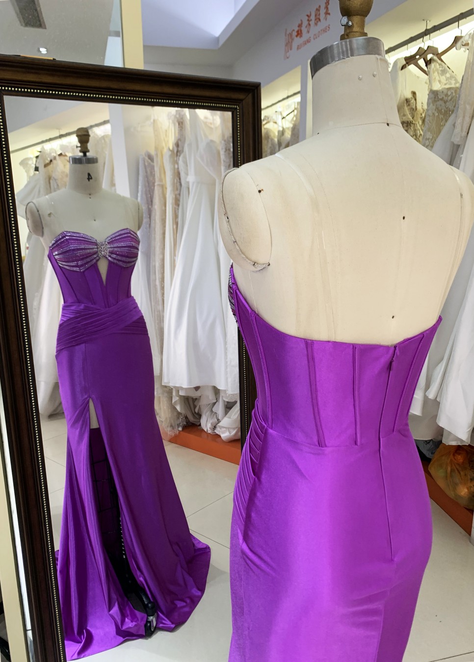 2025 Stunning embellished upper body sexy corset with crystal chain satin fabric party dress sequin mermaid evening dress