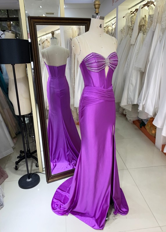 2025 Stunning embellished upper body sexy corset with crystal chain satin fabric party dress sequin mermaid evening dress