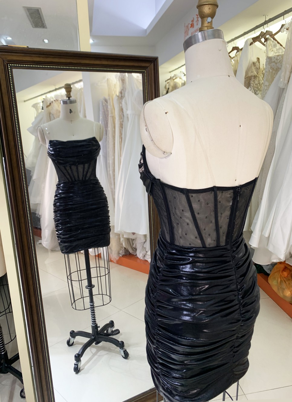 2025 Black fashion sexy strapless tight see-through corset boning design party dress for Ladies Party Homecoming