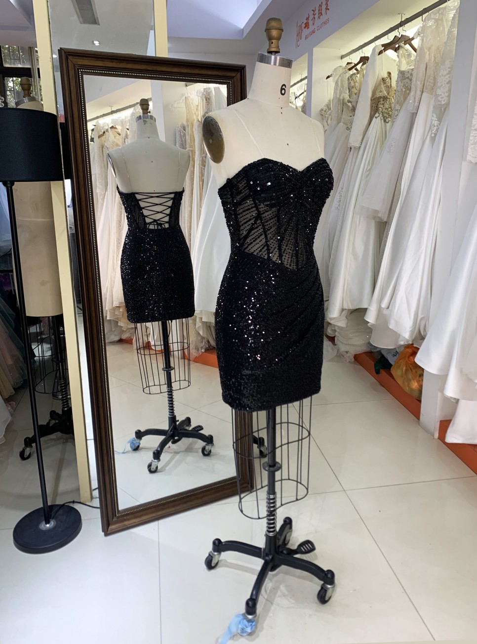 New Fashionable prom dresses Sexy Black corset sleeveless Evening Dress with rinhestone fringes dress For Party