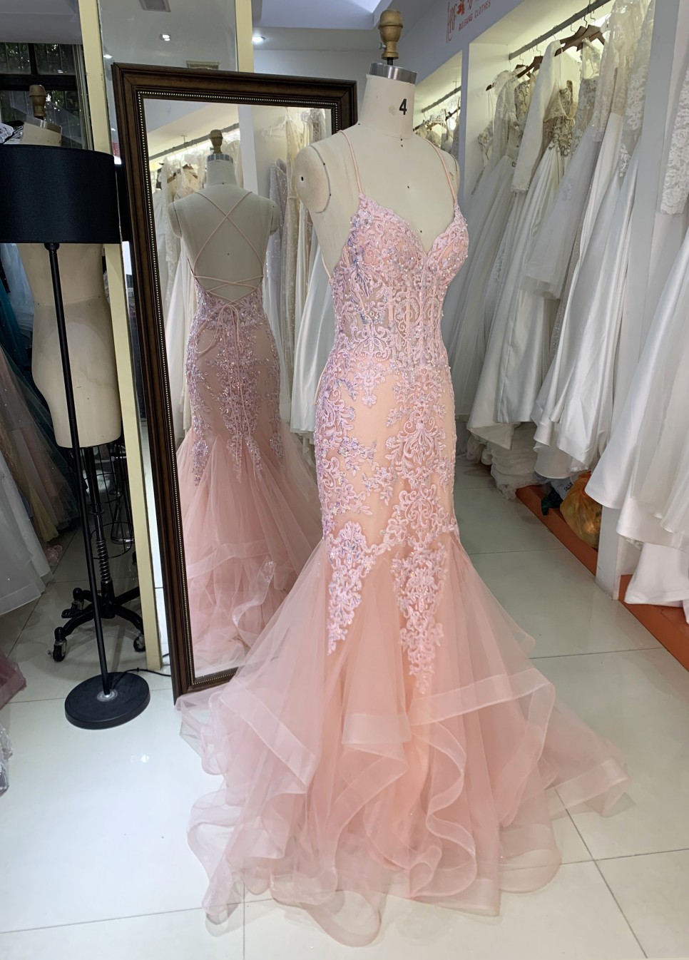 2025 Fashion custom pink sexy mermaid gowns prom evening dress embroidered flower lace boning design prom dress