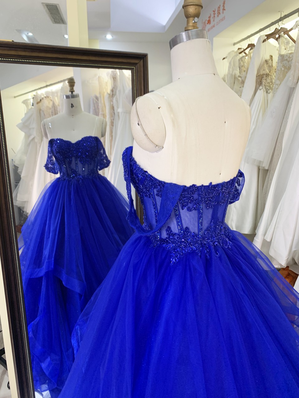 Luxury fashion Off The Shoulder wholesale corset royal blue embroidery beading ruffle skirt A line prom evening dresses