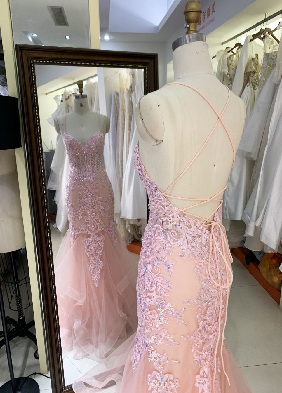 2025 Fashion custom pink sexy mermaid gowns prom evening dress embroidered flower lace boning design prom dress