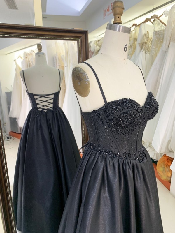 2025 High quality black rhinestone A-line skirt lace up back sexy sleeveless slim pleated prom dress
