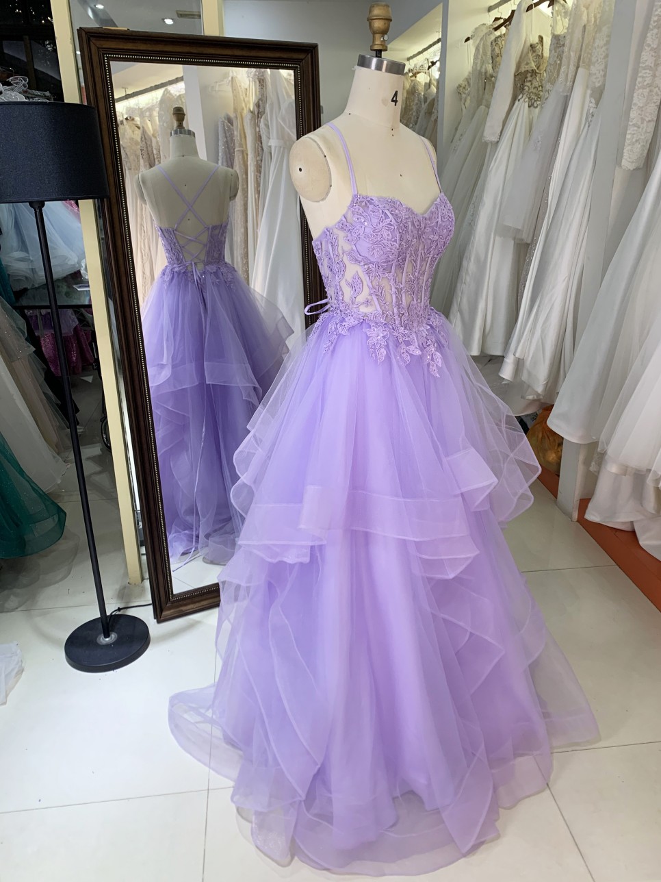New Fashionable 2025 Lilac high quality elegant ruffle embroidery lace up back princess prom dresses