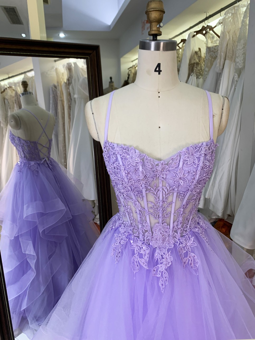 New Fashionable 2025 Lilac high quality elegant ruffle embroidery lace up back princess prom dresses