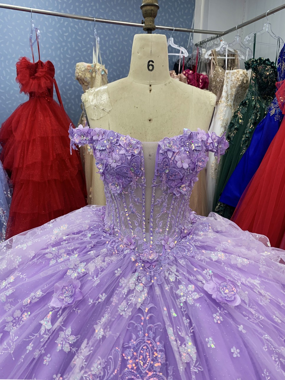 Hot Sale Fairy Quinceanera Elegant Purple Lace Beading Party Birthday Ball Gown Evening Dresses 2025