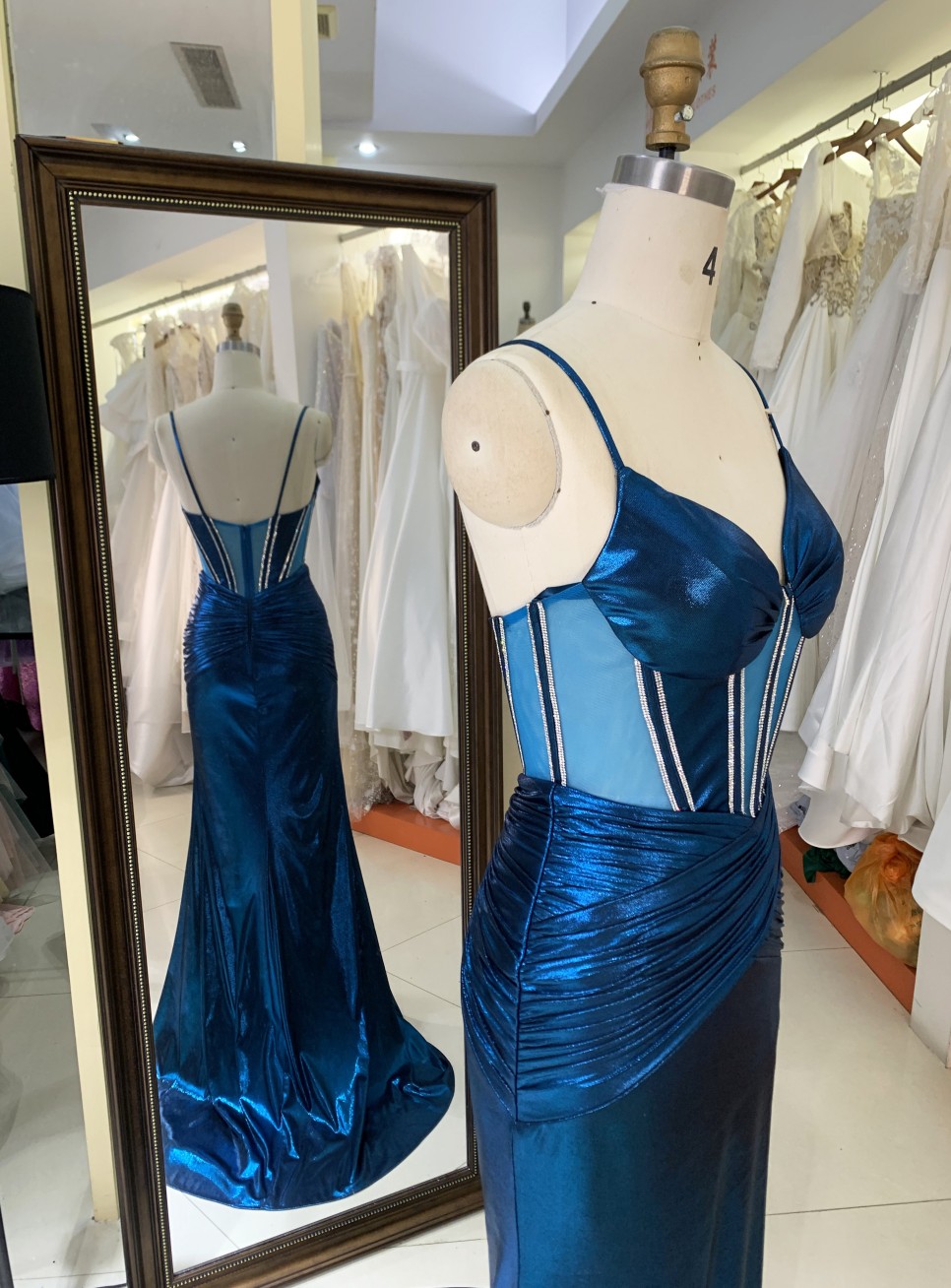 New Fashionable 2025 high quality elegant Teal sleeveless corset zipper up back mermaid fitted satin prom dresses