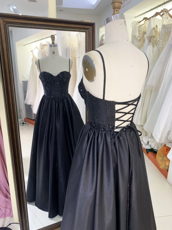 2025 High quality black rhinestone A-line skirt lace up back sexy sleeveless slim pleated prom dress