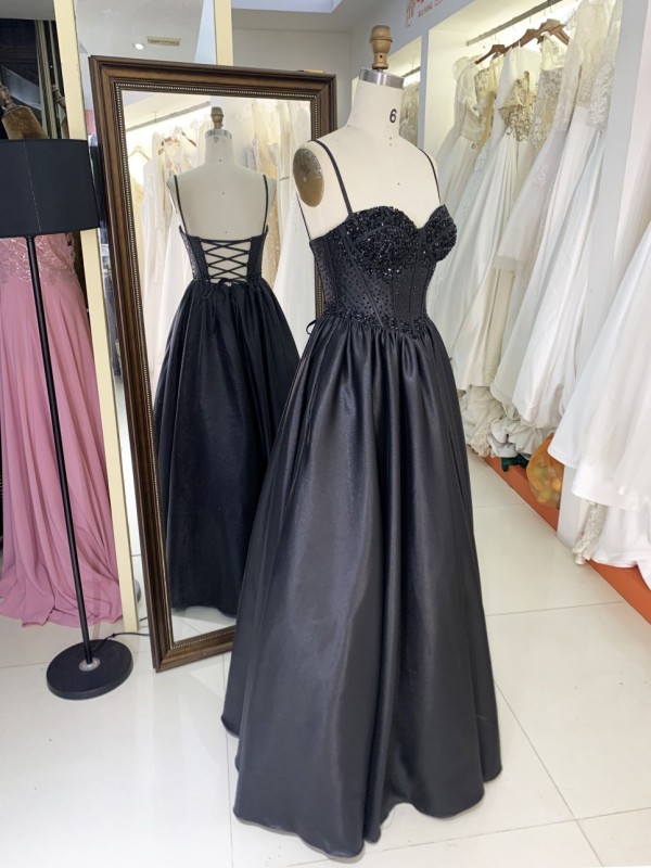 2025 High quality black rhinestone A-line skirt lace up back sexy sleeveless slim pleated prom dress