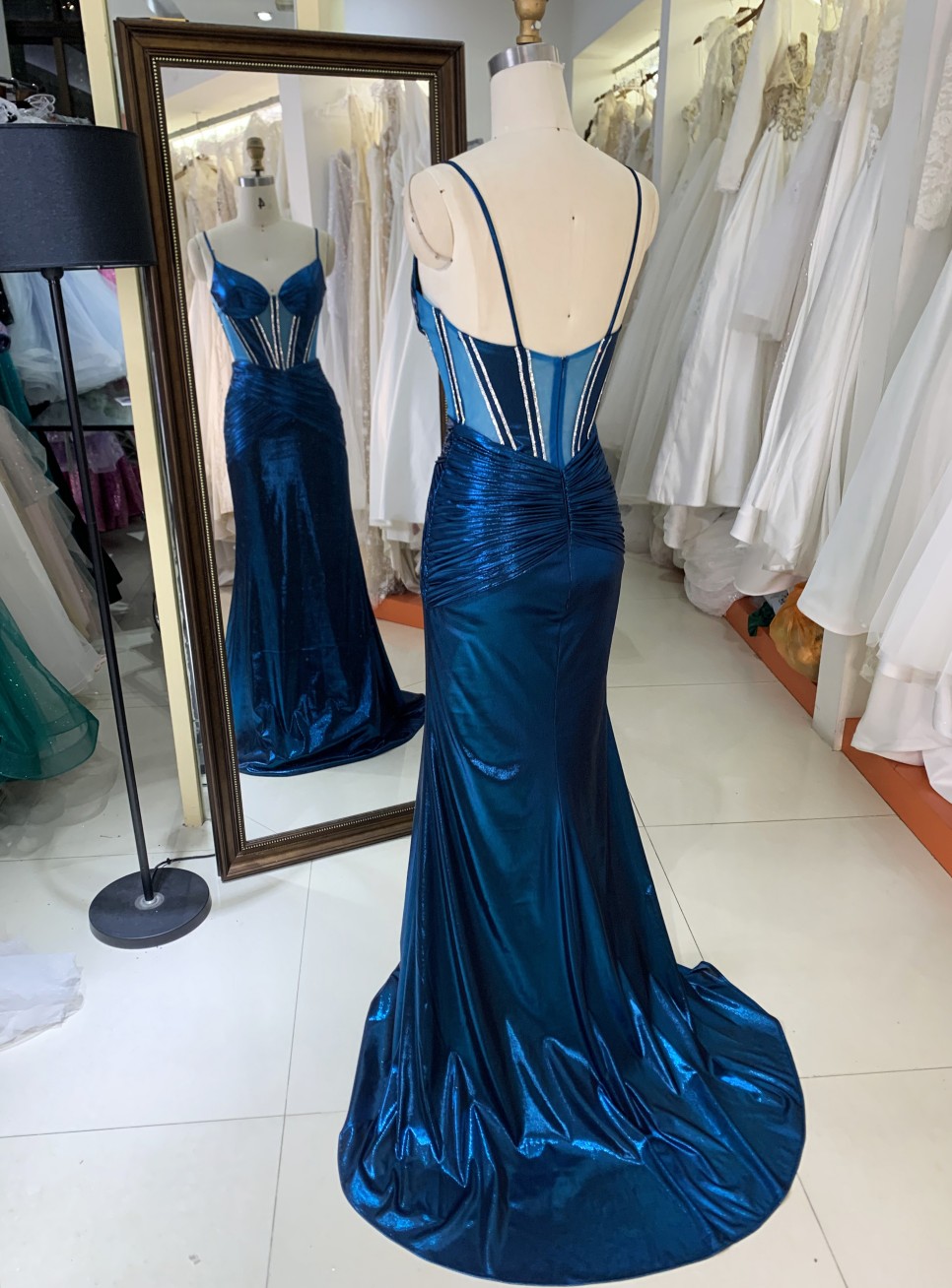 New Fashionable 2025 high quality elegant Teal sleeveless corset zipper up back mermaid fitted satin prom dresses