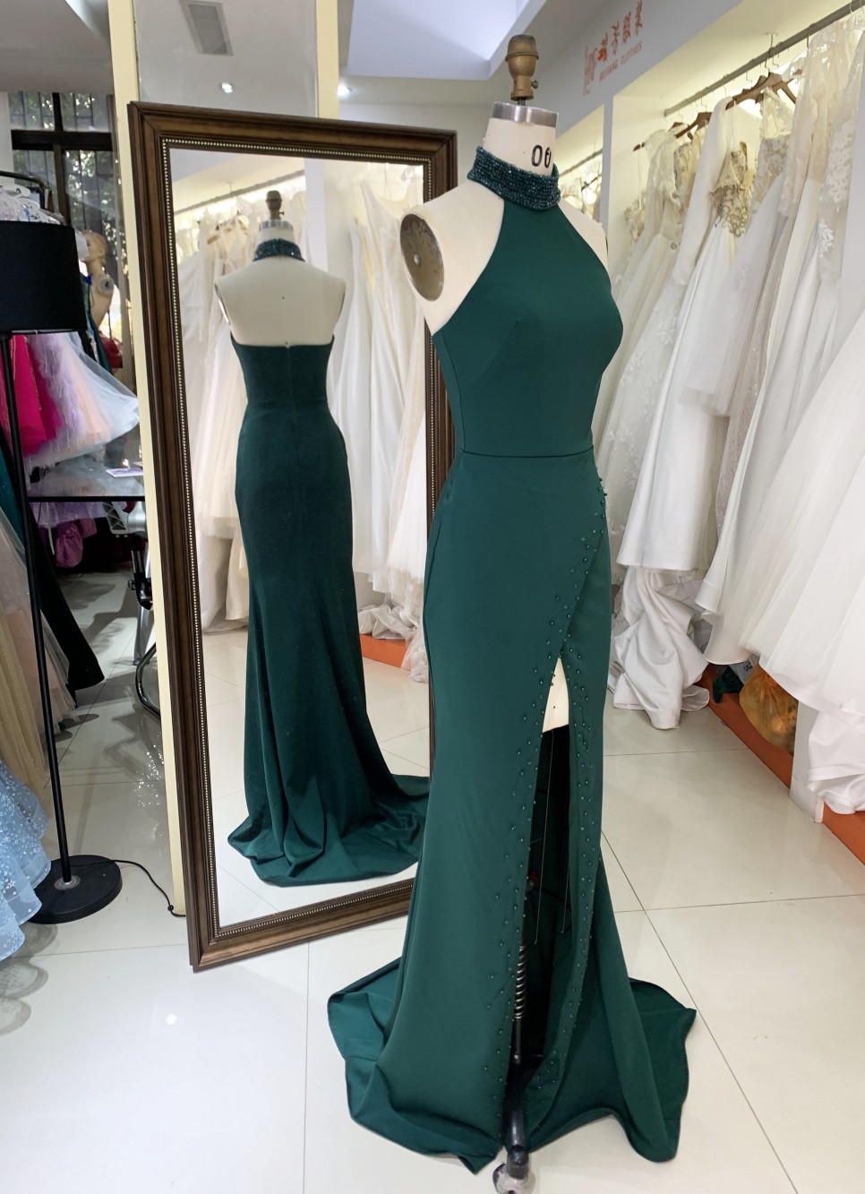 Plus Size Evening Dress with High Slit and the Zipper Back for Women Elegant Floor-length Dress