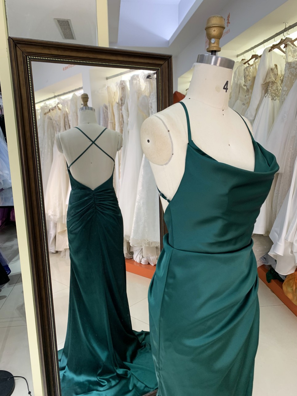 2025 Women Elegant Prom Dress Elegant Sleeveless Satin Corset Pleat Satin Dress Maxi Prom Evening Dress
