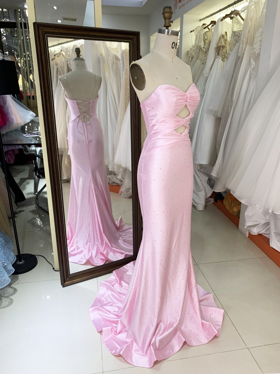 Prom dress 2026 Hot Designs Manufacturer Satin Maxi Dress Evening Party long gown Prom Wear evening dresses