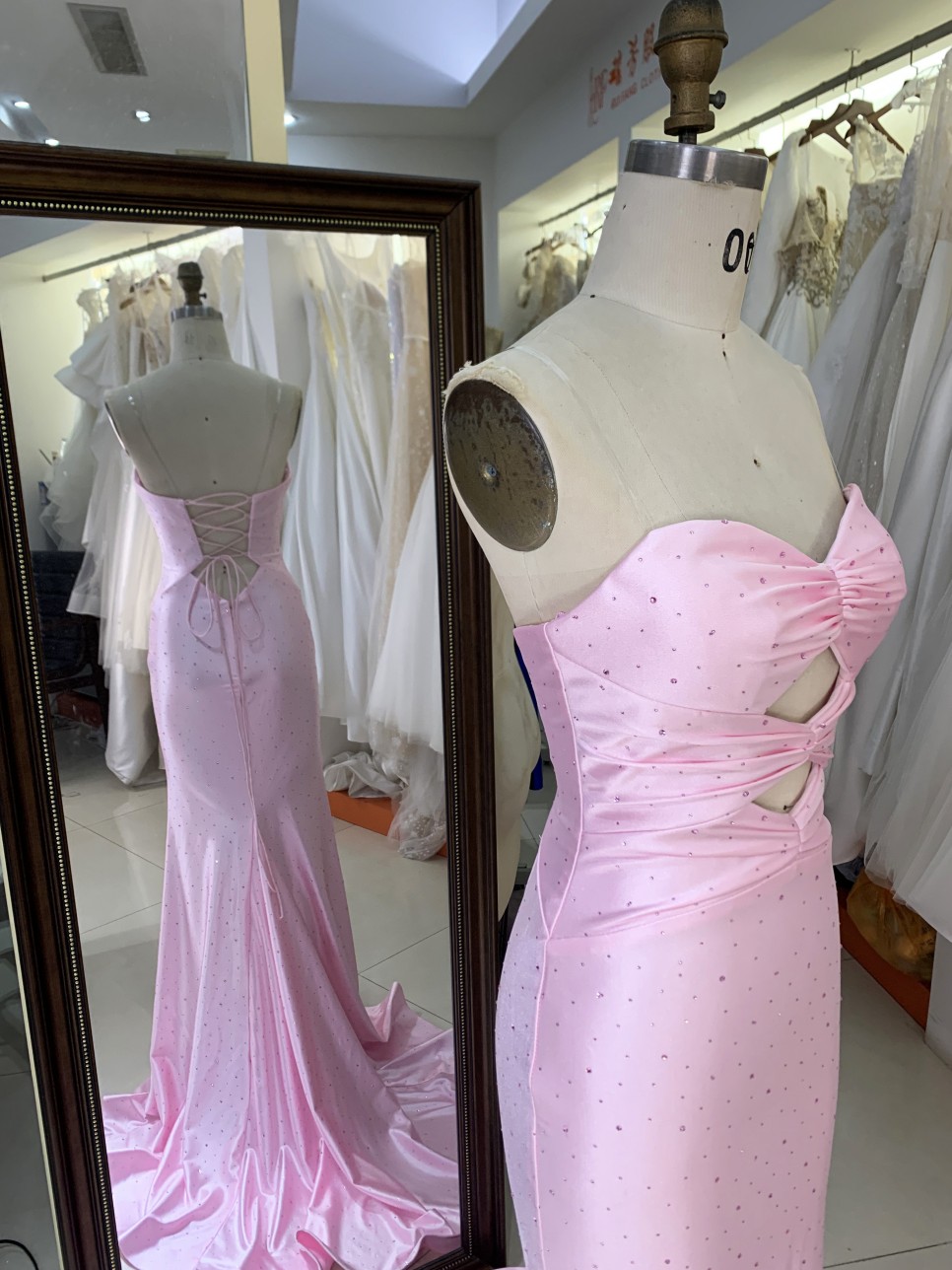 Prom dress 2026 Hot Designs Manufacturer Satin Maxi Dress Evening Party long gown Prom Wear evening dresses