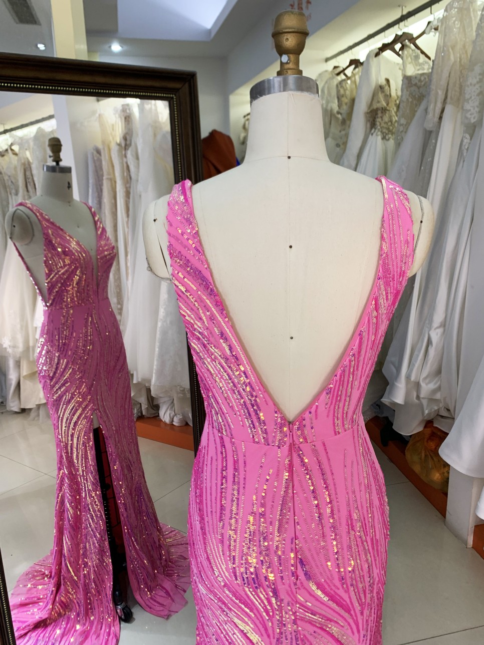 Wholesale Sequin Evening Dress Luxury Floor-Length for Women with V Neck and Backless Slit Prom Dress