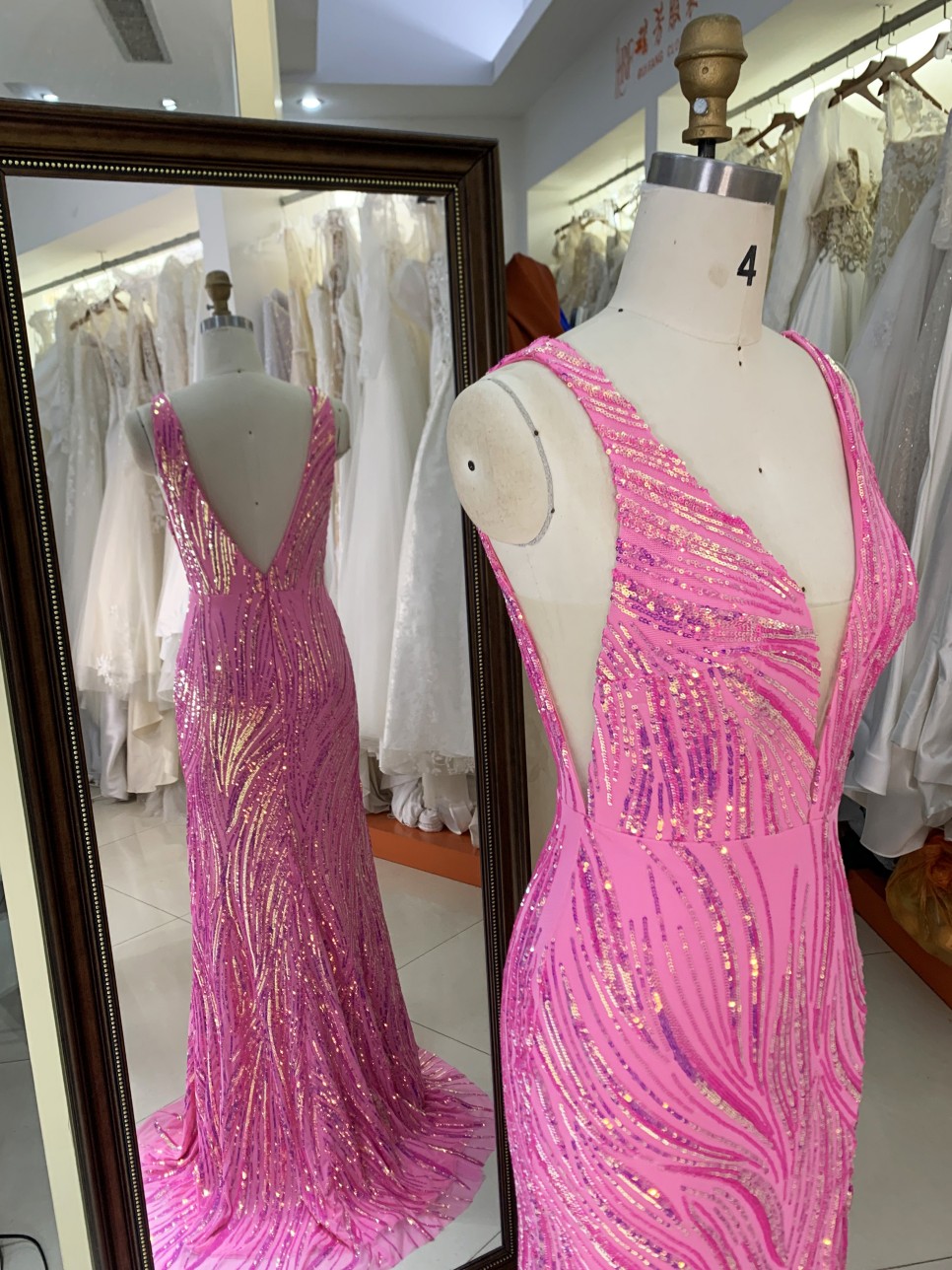 Wholesale Sequin Evening Dress Luxury Floor-Length for Women with V Neck and Backless Slit Prom Dress
