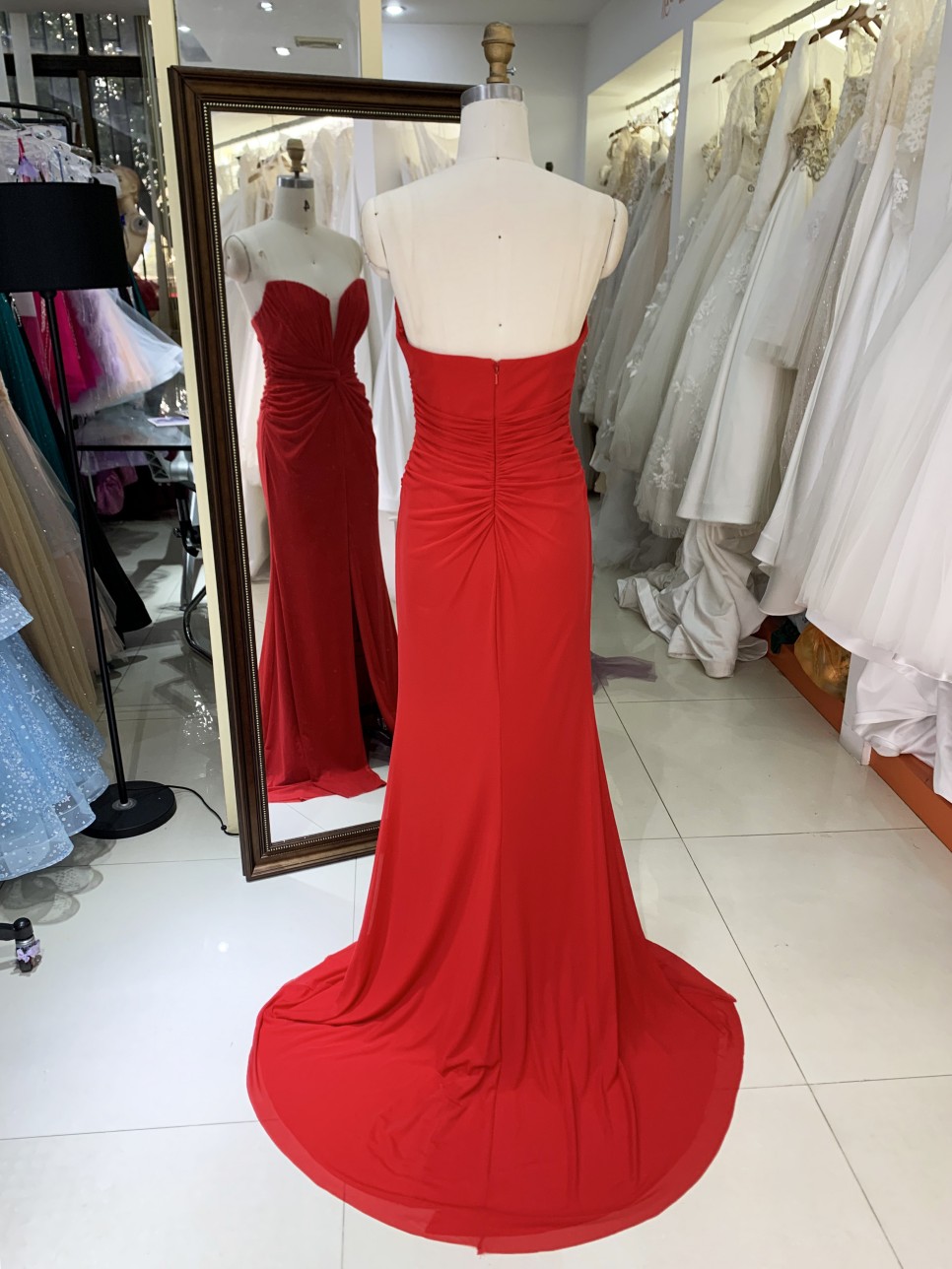 Elegant Long Prom Dresses with Split Red Evening Dresses New Products with Zipper Back