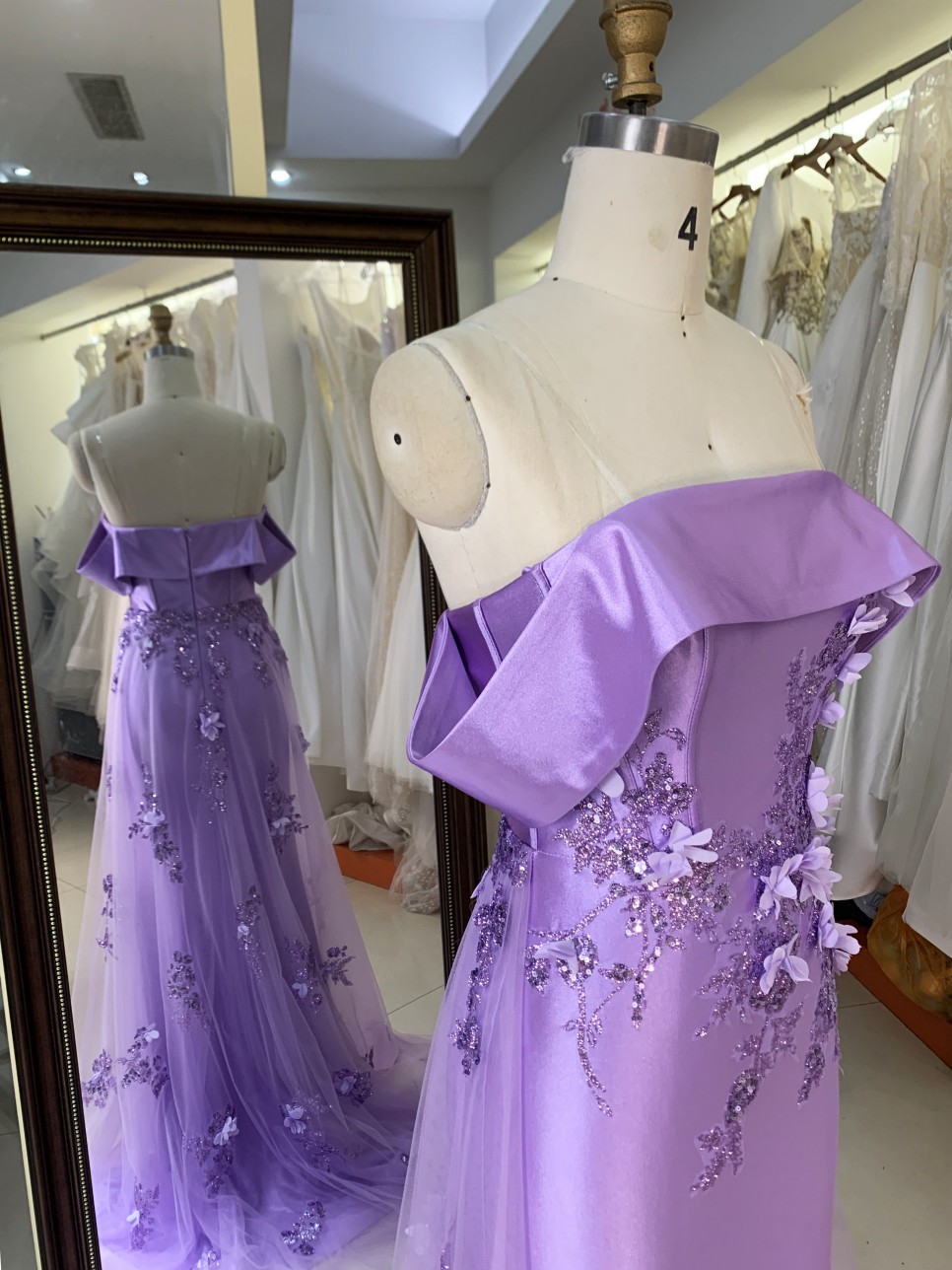 2025 Women Elegant Lilac Prom Dress 3D Flowers Wholesale Sleeveless Beaded Satin Party Mermaid Evening Dress for Girls