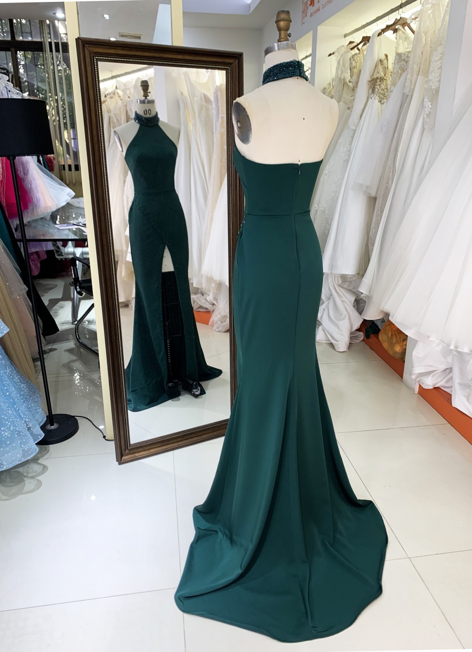 Plus Size Evening Dress with High Slit and the Zipper Back for Women Elegant Floor-length Dress