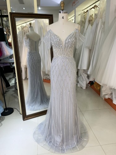 2025 Stunning Silver Embellished Bodice Beads Sexy Corset Crystal Chain Fabric Ball Gown Sequin Mermaid Evening Dress for Prom