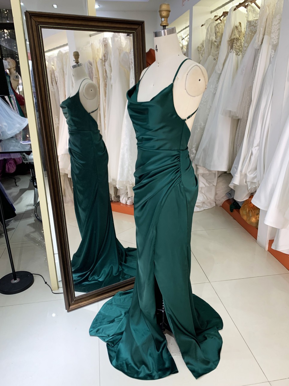 2025 Women Elegant Prom Dress Elegant Sleeveless Satin Corset Pleat Satin Dress Maxi Prom Evening Dress