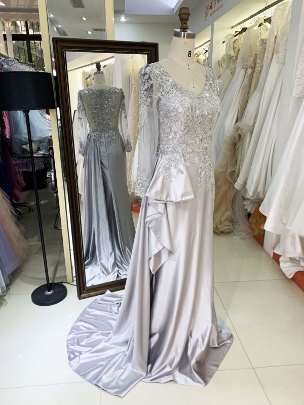 2025 New Luxury Silver Satin Mermaid Wedding Gown Handmade Beaded Embroidered and Pleated for Mother of the Groom
