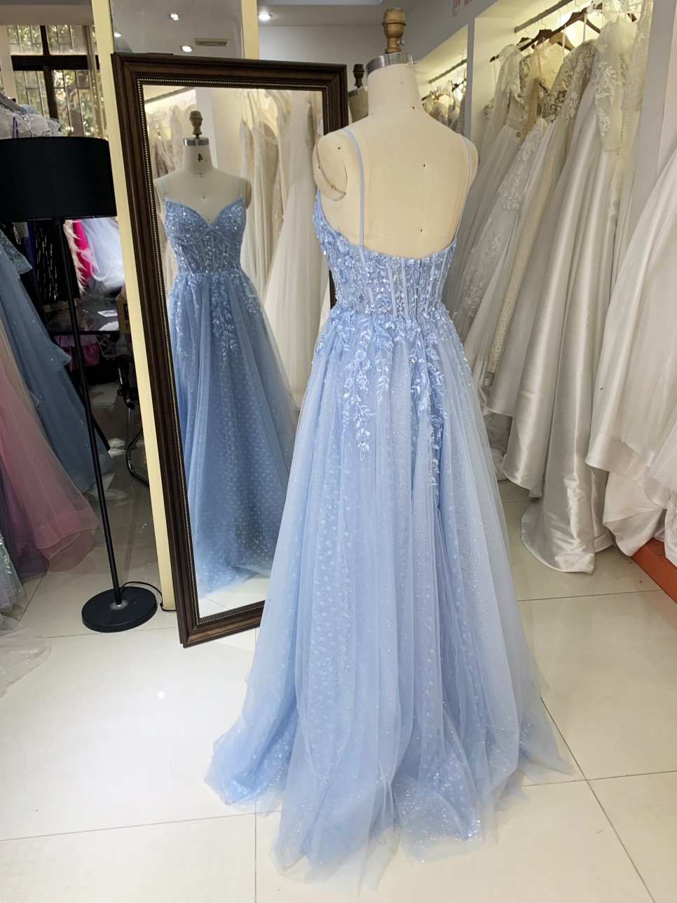 2025 New Wholesale Sky Blue Elegant Long Floor-Length Ball Gown Evening Dresses for Women and Ladies Girl
