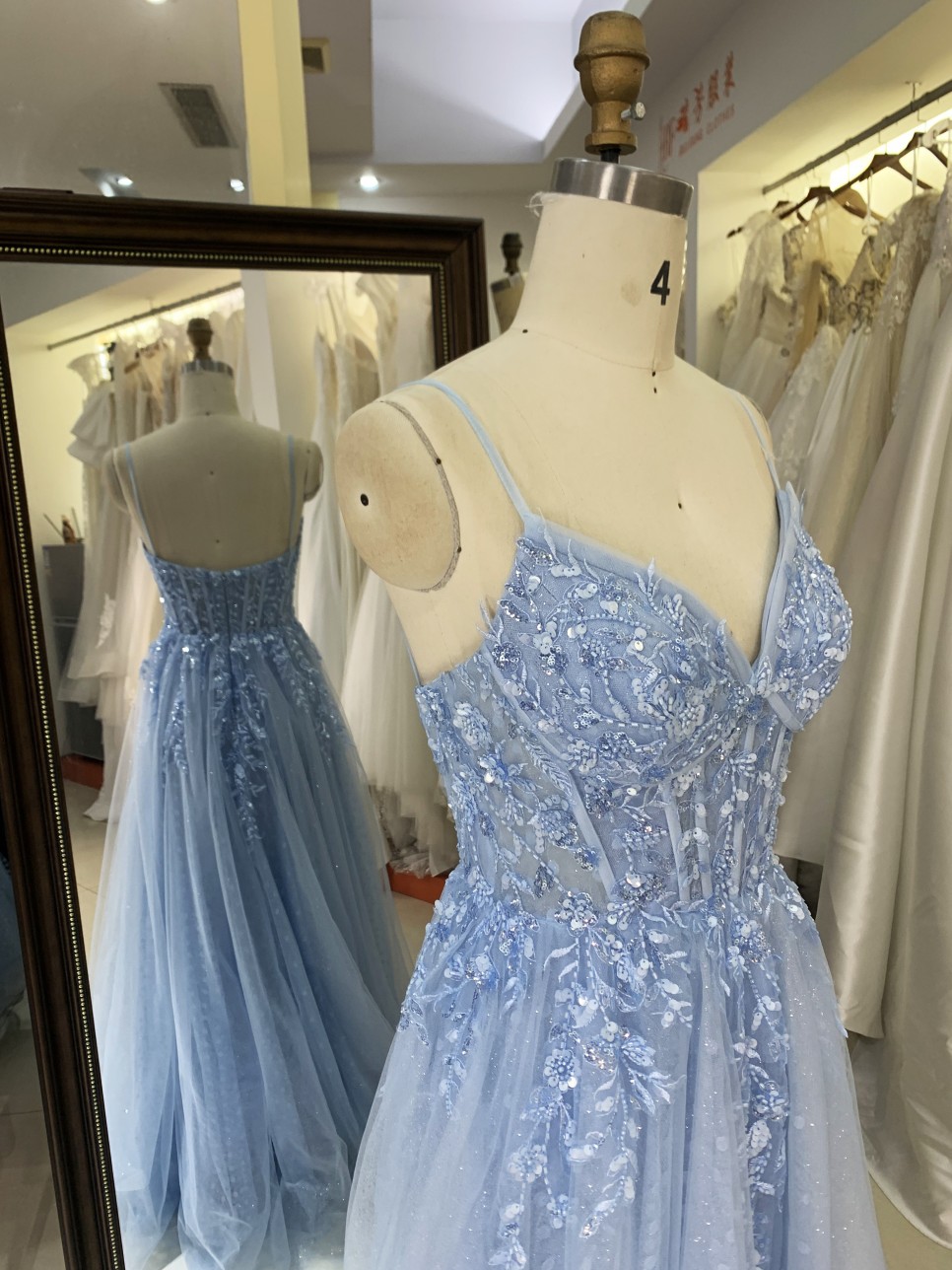 2025 New Wholesale Sky Blue Elegant Long Floor-Length Ball Gown Evening Dresses for Women and Ladies Girl
