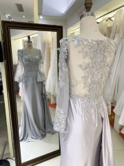 2025 New Luxury Silver Satin Mermaid Wedding Gown Handmade Beaded Embroidered and Pleated for Mother of the Groom