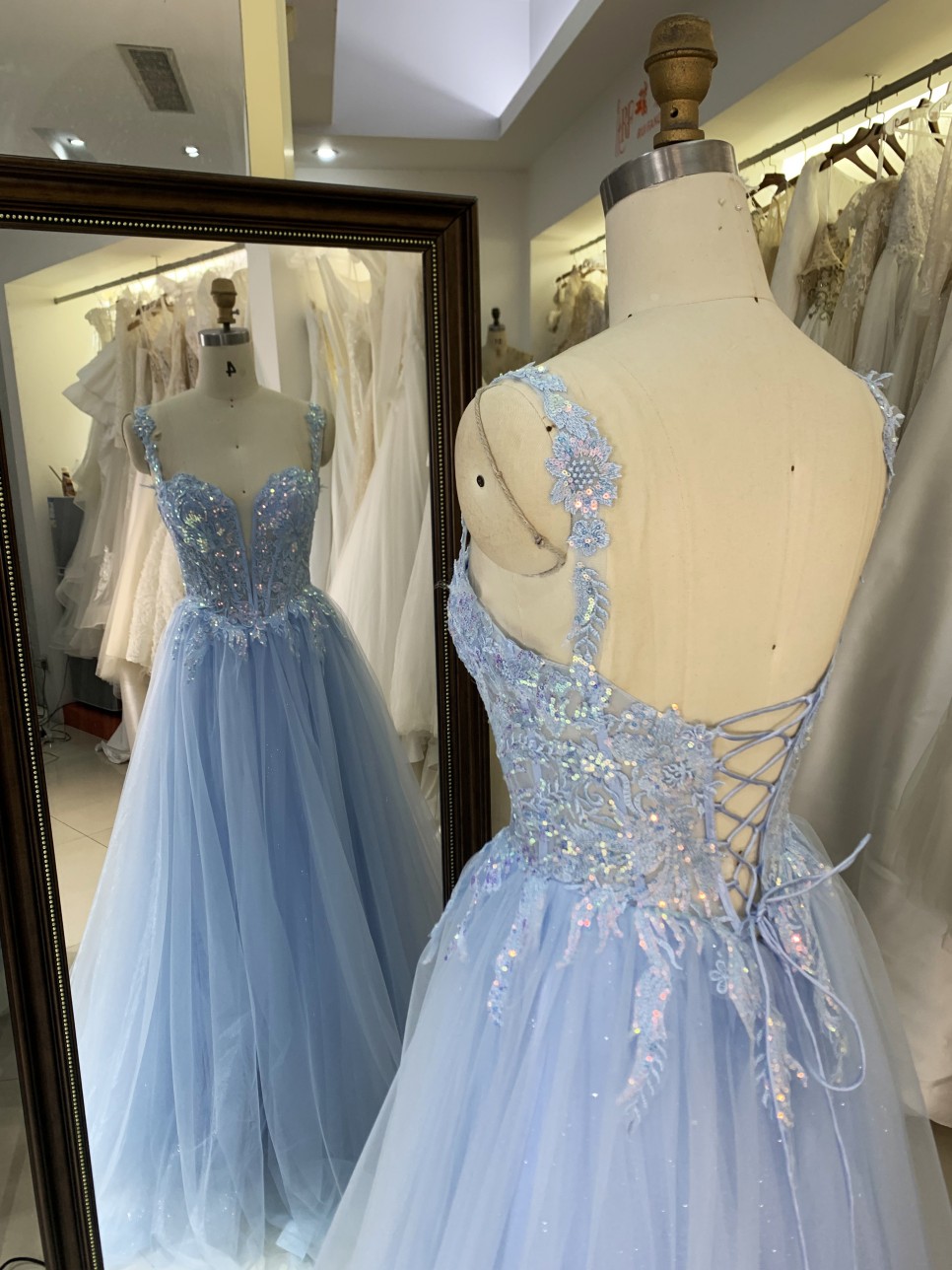 Prom Dress 2026 Modern Blue A-Line Tulle Skirt with 3D Flower Sequins Wholesale Party Long Gowns Evening Dress