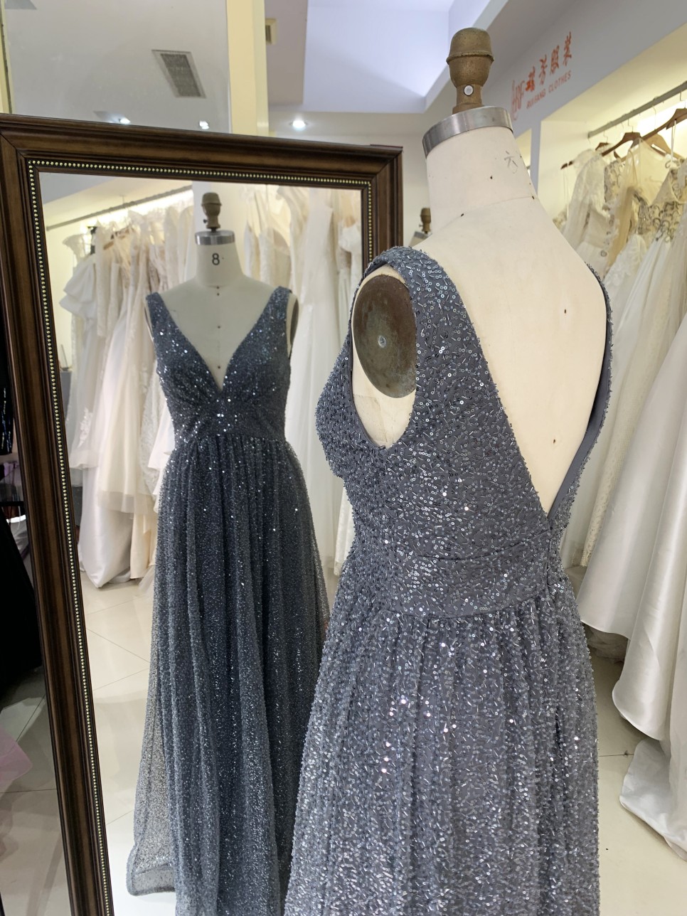 2026 Elegant A-Line Sparkling Fabric Evening Dress Deep V Neck Wholesale for Women Party Style with Embroidery Decoration