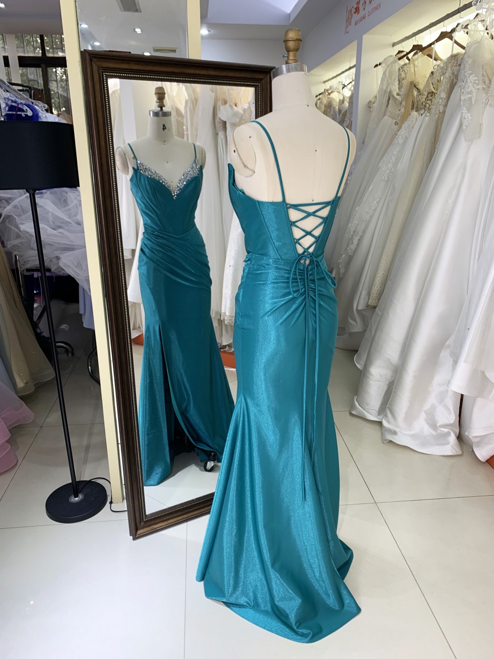 Wholesale Women's Elegant Floor-Length Dress with Rhinestones Elegant Party Evening Dress