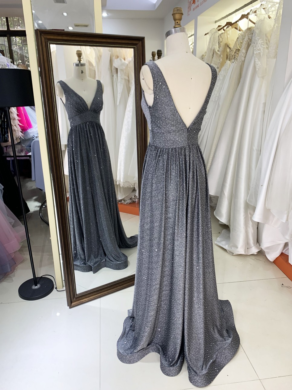 2026 Elegant Floor-Length Evening Dress with V Neck Glitter Material Zipper Back & Embroidery for Party Prom Dress