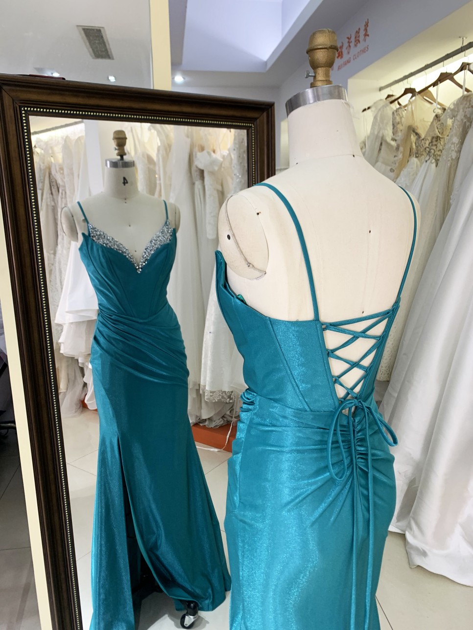 Wholesale Women's Elegant Floor-Length Dress with Rhinestones Elegant Party Evening Dress